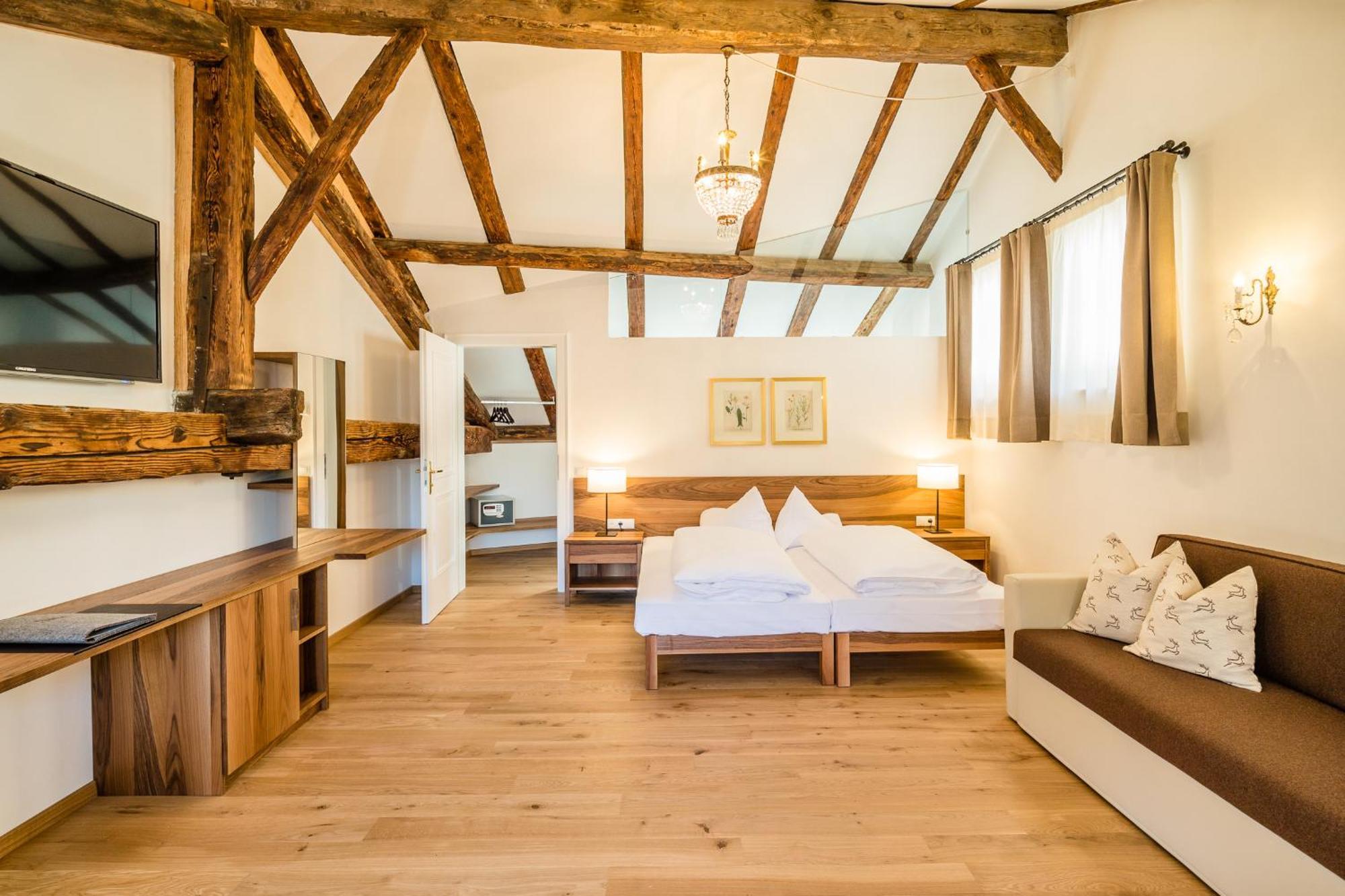 Romantik Hotel Jagdhof Caldaro Ngoại thất bức ảnh