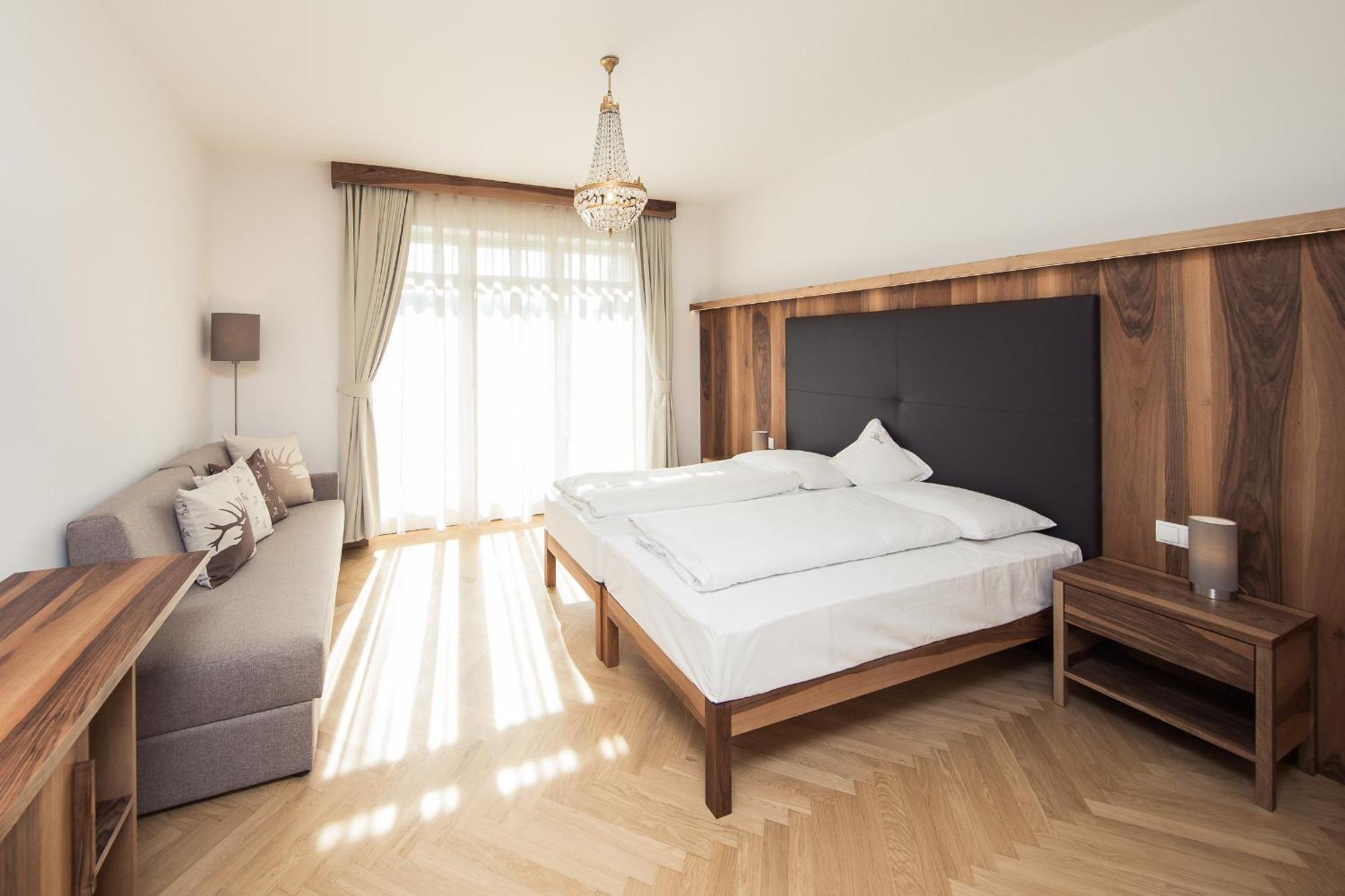Romantik Hotel Jagdhof Caldaro Ngoại thất bức ảnh