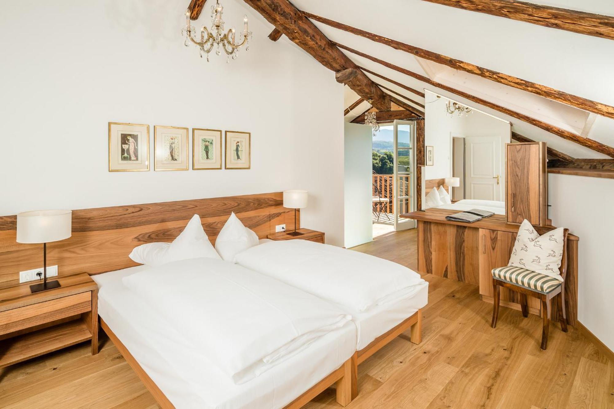Romantik Hotel Jagdhof Caldaro Ngoại thất bức ảnh